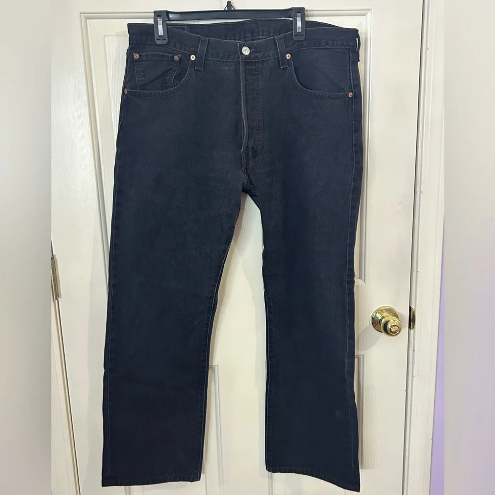 Vintage Levi’s 501 Men’s 38x30 Button Fly Denim Jeans - Picture 2 of 11